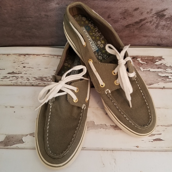 Sperry Shoes - Sperry Canvas Boat Shoes - Size 8M